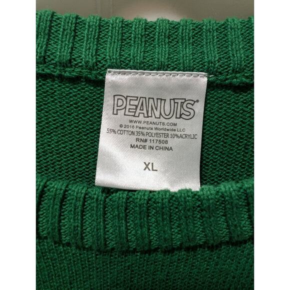 Peanuts Snoopy Just Chillin Ugly Christmas Sweater Mens XL Holiday Green White - Picture 4 of 7